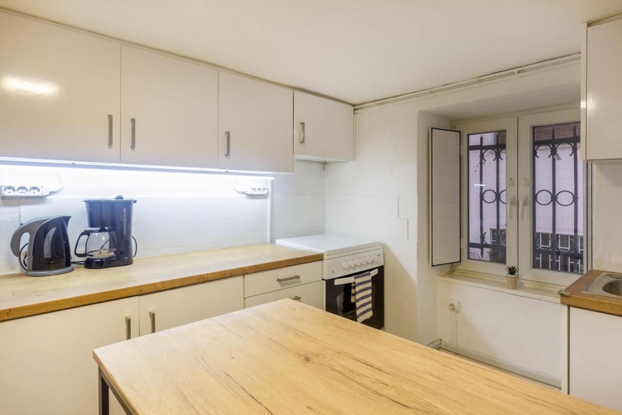 Charming Apartment In The Heart Of Plaka Atenas Exterior foto